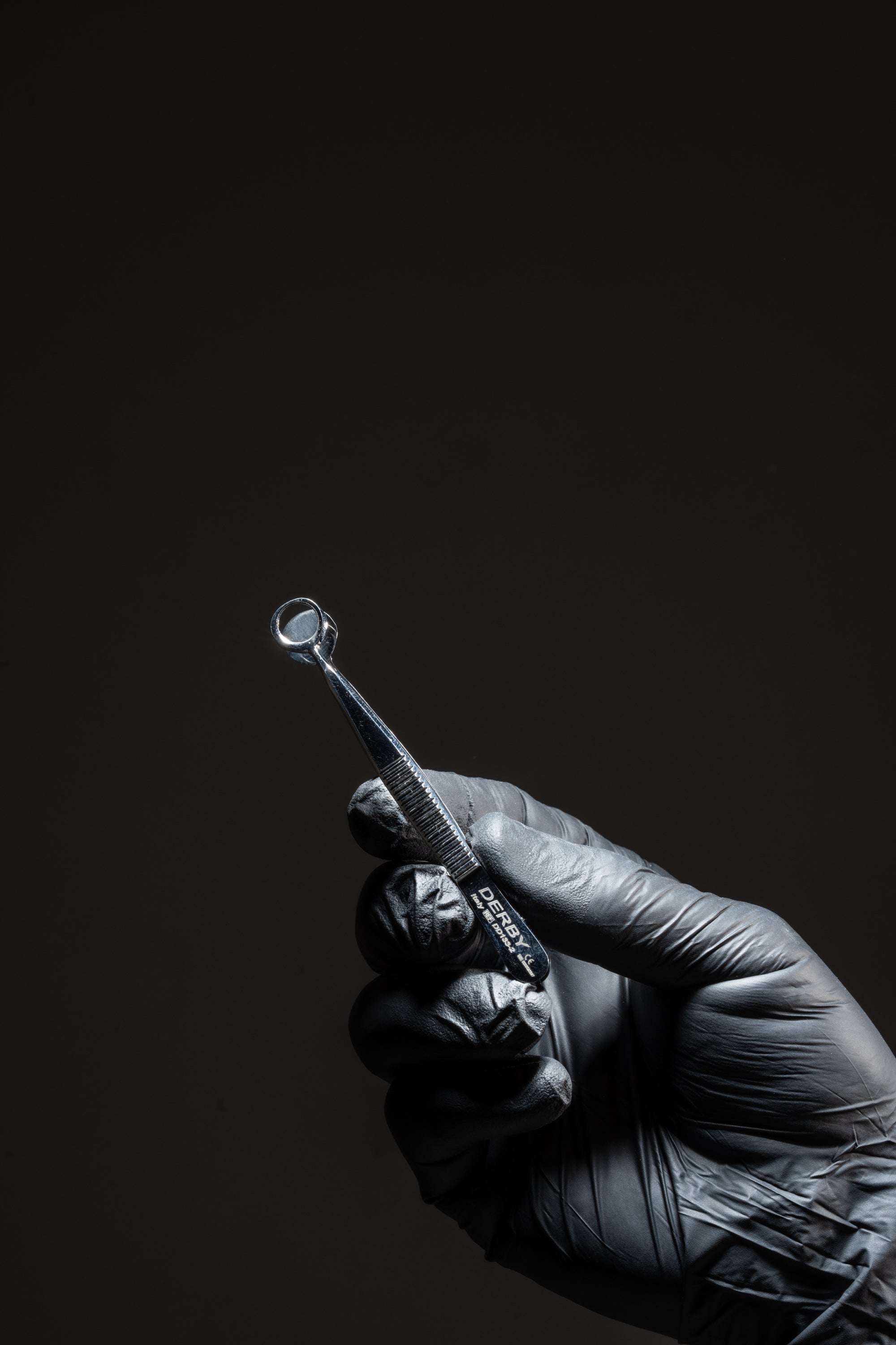 Membrane-Holding Tweezers (9 cm)