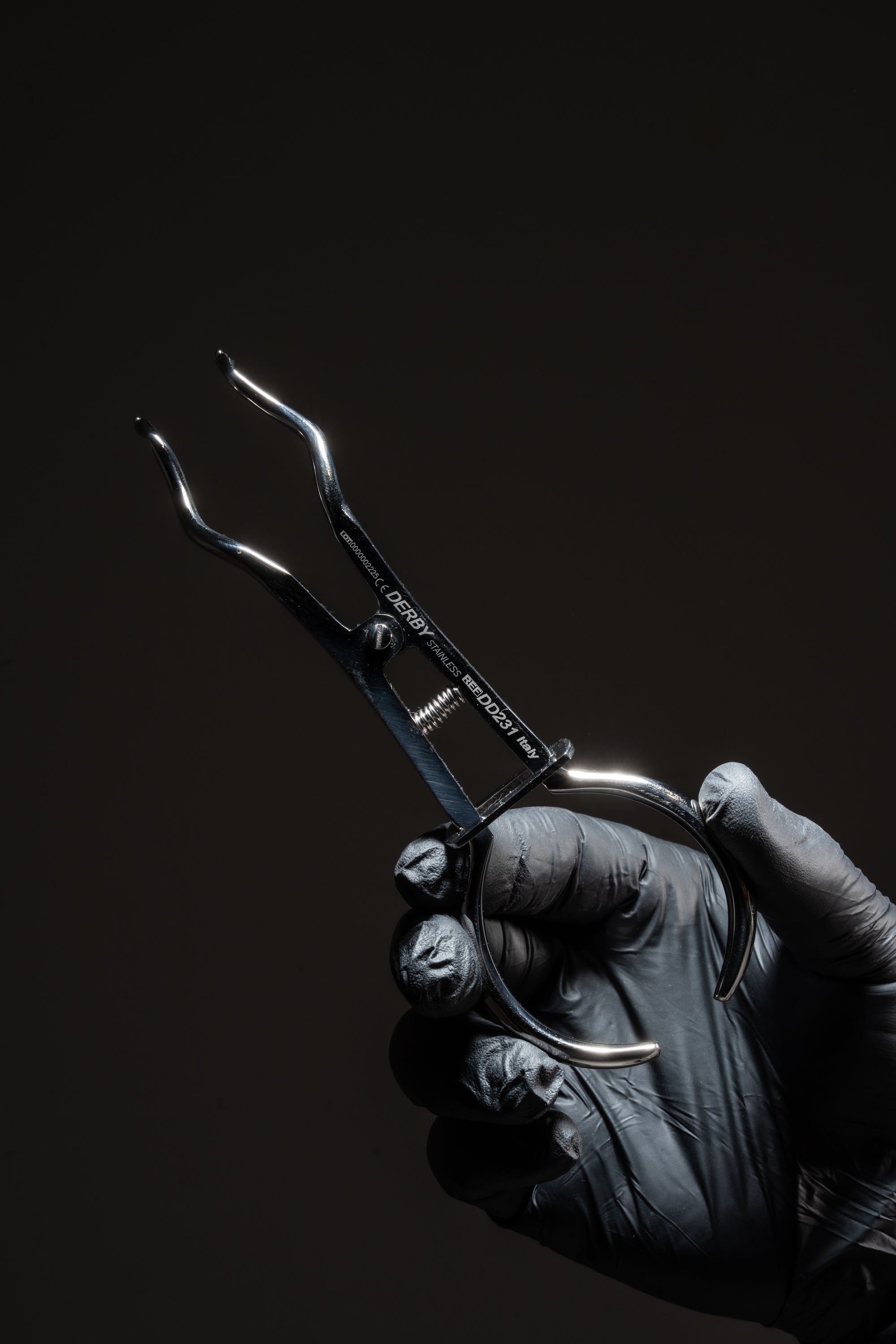 Brewer-Rubber Dam Clamp Forceps