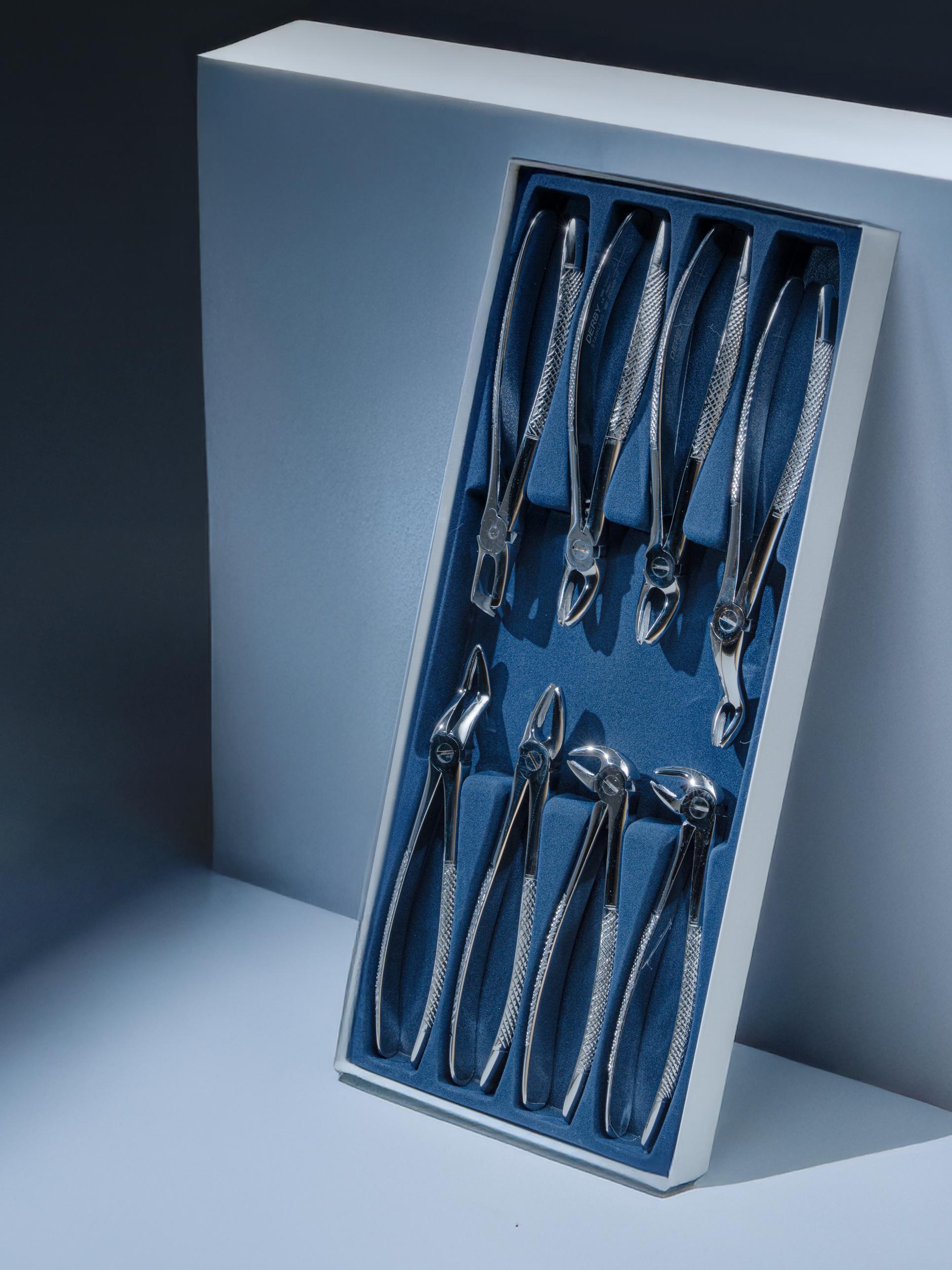 Extraction Forceps Set – 8-Piece, Adult